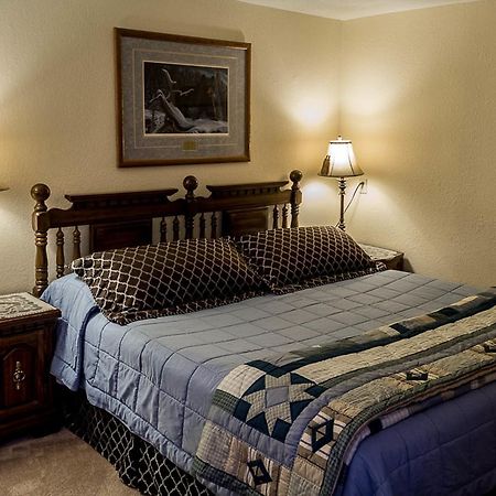 אנקורג' Highland Glen Lodge B&B מראה חיצוני תמונה