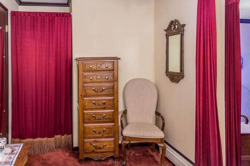 אנקורג' Highland Glen Lodge B&B מראה חיצוני תמונה