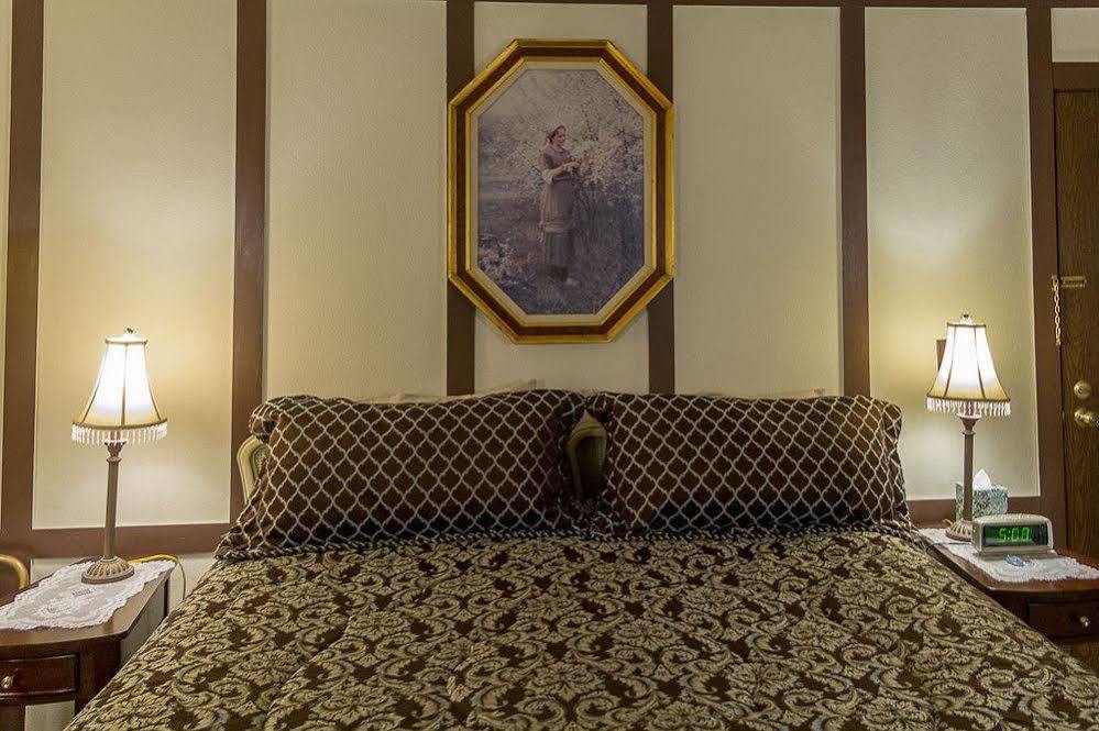 אנקורג' Highland Glen Lodge B&B מראה חיצוני תמונה